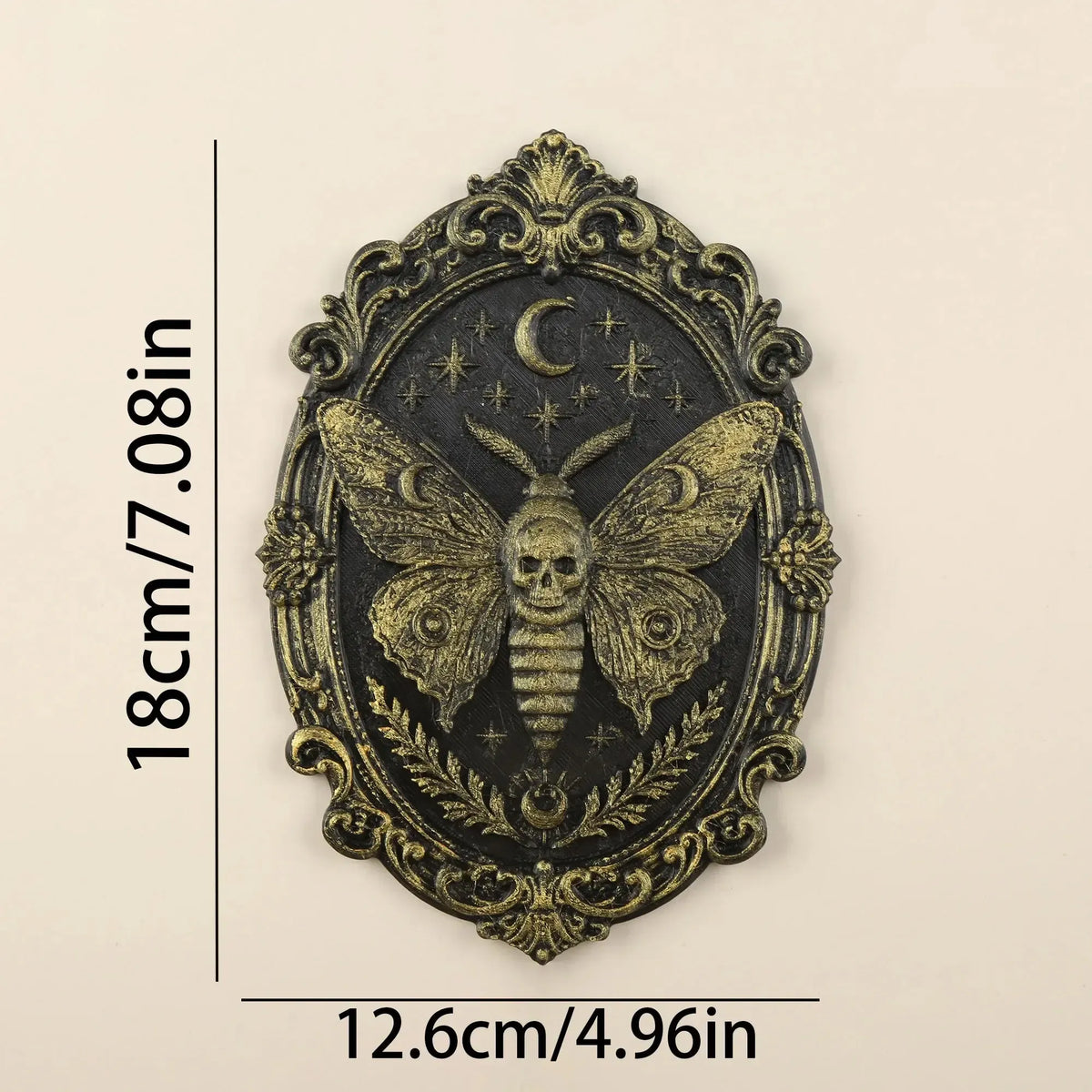 Size reference for the death head moth oval wall plaque