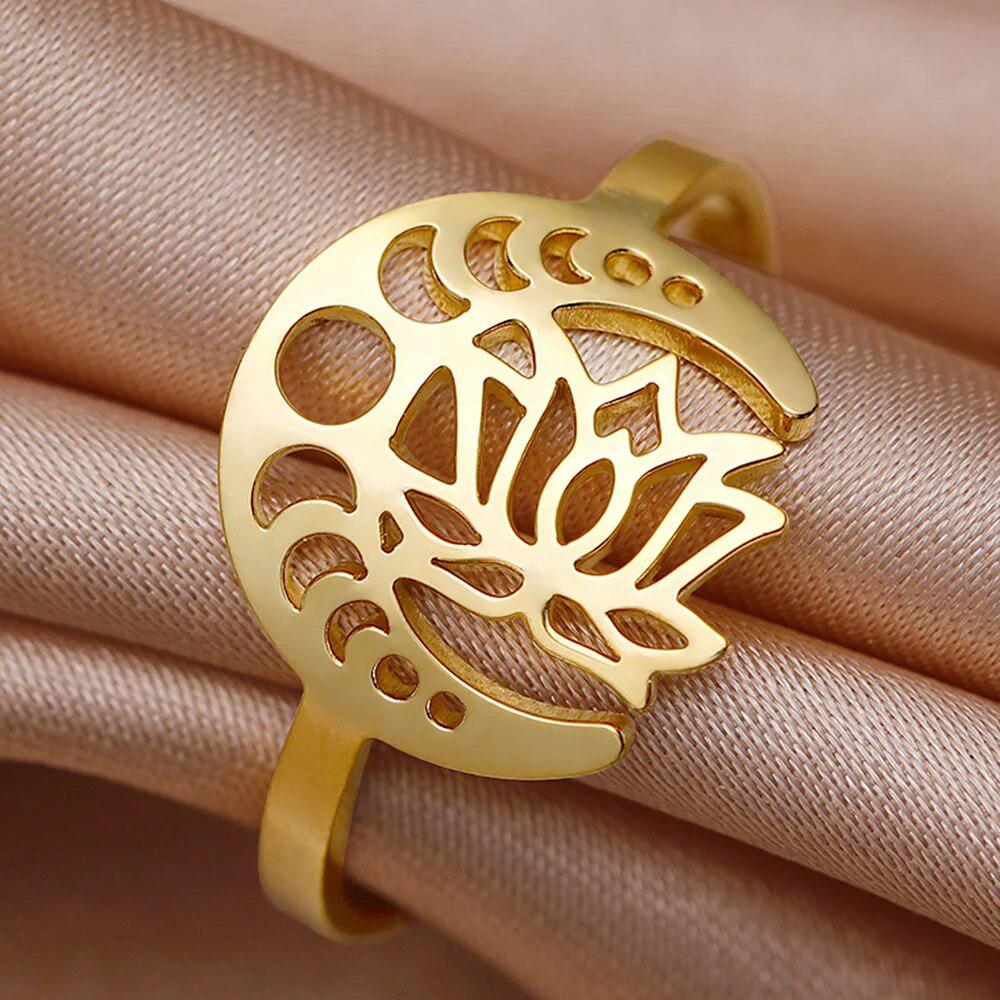 Celtic Knot Moon phase Ring Goddess moon Ring-MoonChildWorld