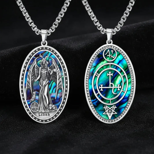 Hekate necklace – pendant size and scale reference