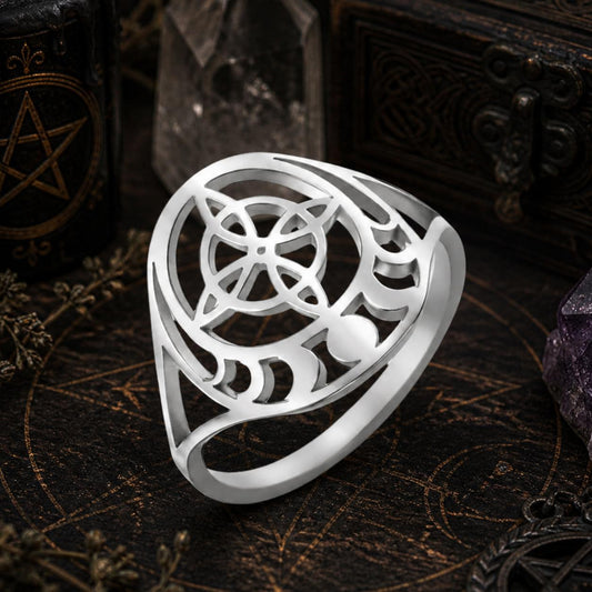 Witch Knot and Moon Phases Ring Witchcraft Celtics Knot Ring Wiccan Amulet Jewelry-MoonChildWorld