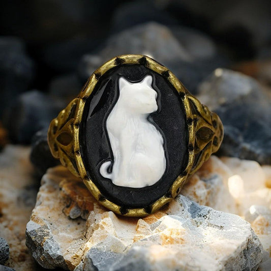 Retro Gothic White Cat Ring Witch Jewelry