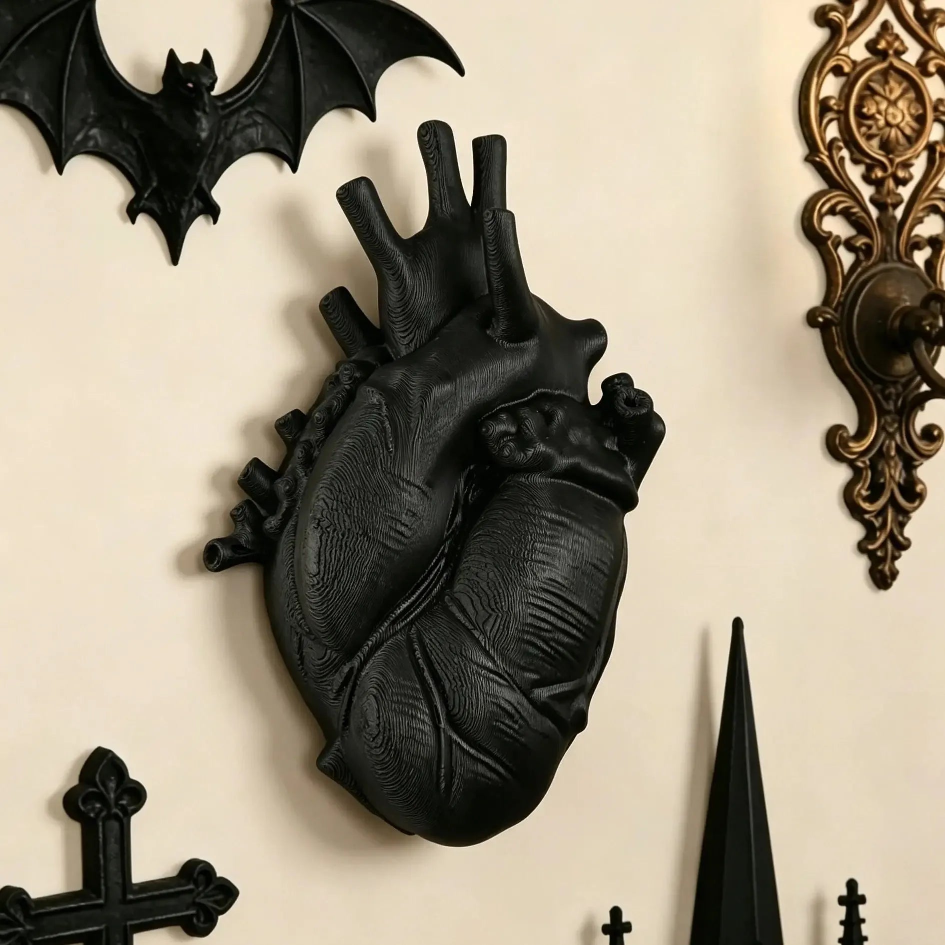 Anatomical Heart-Shaped Wall Vase – gothic floral display for witchy home decor and dried flowers