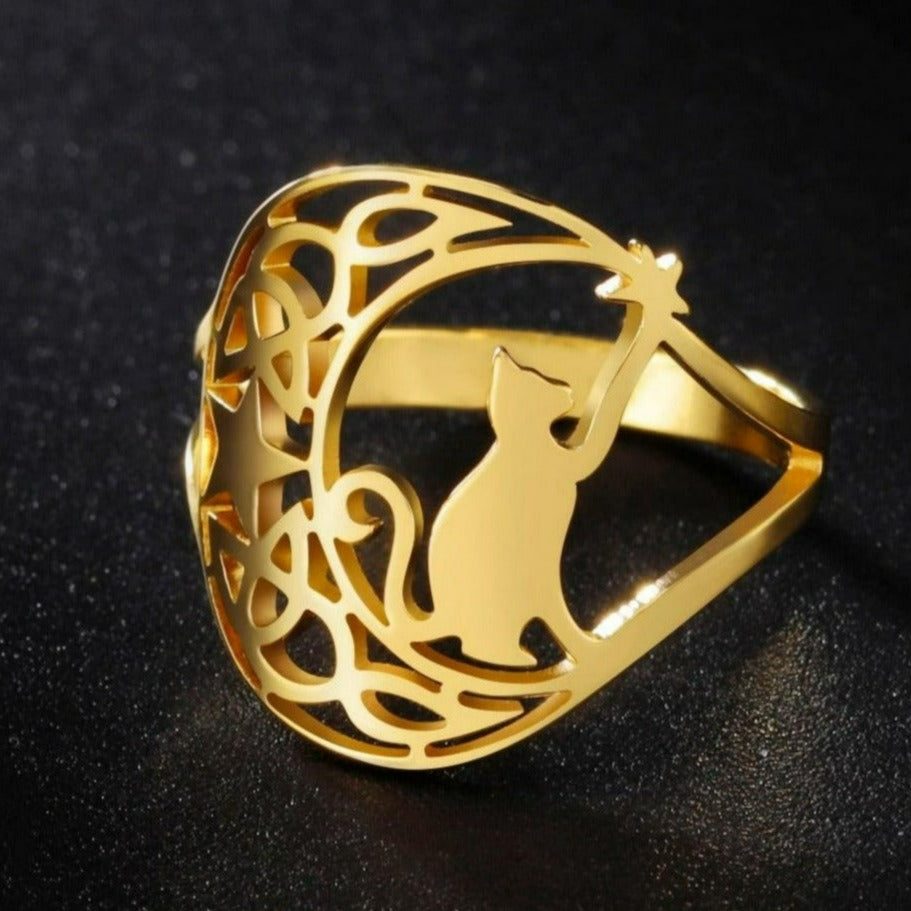 Gold-colored stainless steel ring with a Celtics knot crescent moon and cat design.