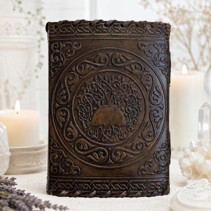 Celtic Wicca Pentagram Leather Journal – Vintage Pagan Grimoire Sketchbook – leather journal, close-up cover detail