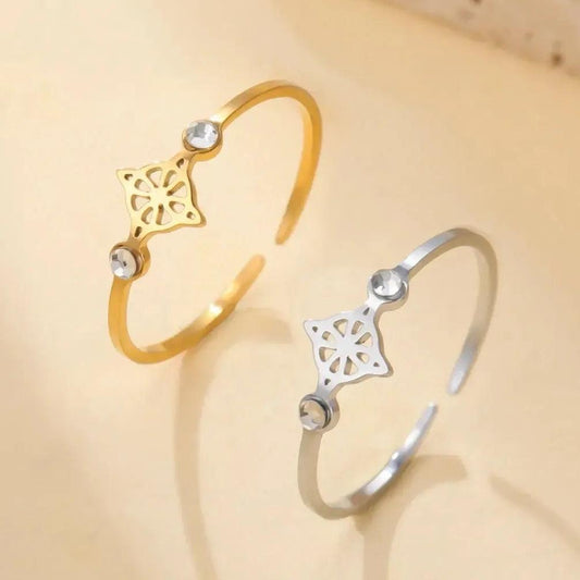 Clear Zircon Witch Knot Ring Witchcraft Jewelry-MoonChildWorld