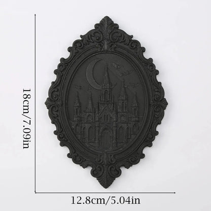 Castle plaque size diagram, 18 by 12.8 cm