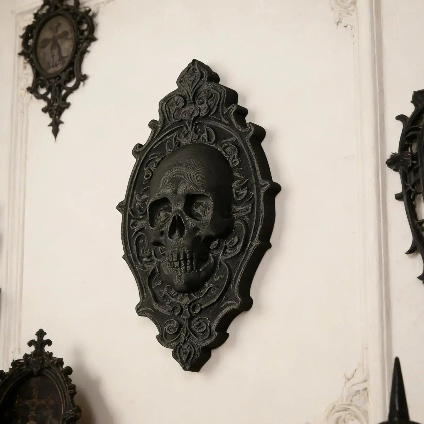 Gothic Dark Style Retro Carved Frame Skull Wall Decoration For Dark Style Home Wall & Witchy Halloween Decoration-MoonChildWorld