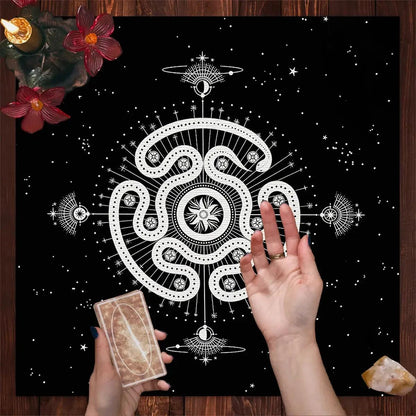 Hecate Goddess Tarot Cards Tablecloth Witch Altar Cloth Wicca Divination Cloth Pendulum Ritual Mat-MoonChildWorld