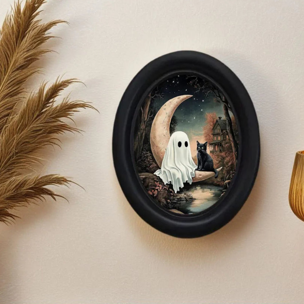 Crescent Moon Black Cat Haunted House Wall Decoration – close-up detail