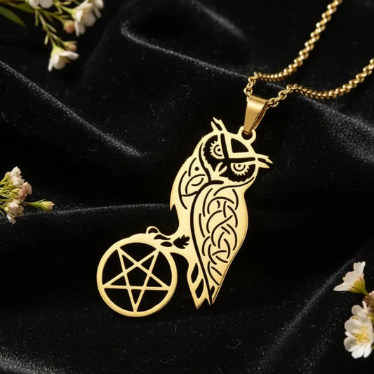 Owl Pentacle Necklace – close-up of owl pendant