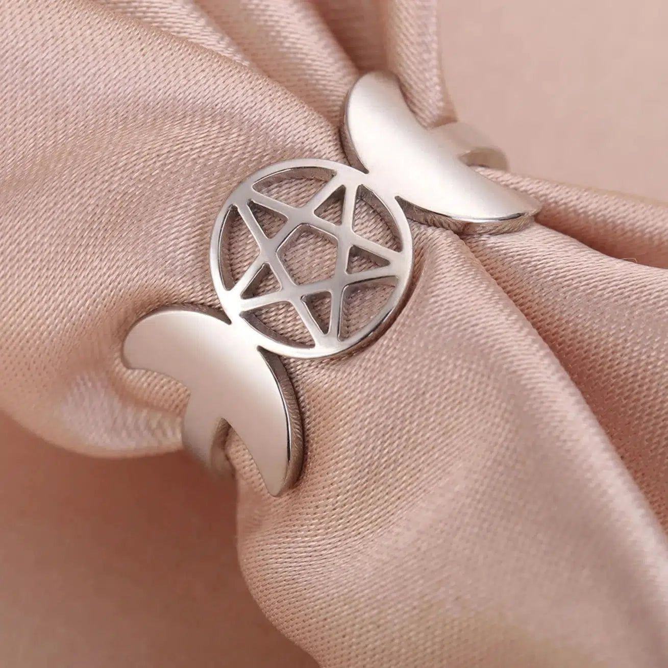 Durable stainless steel Triple Moon Goddess ring with a detailed Pentagram, embodying Wiccan protection and spirituality.