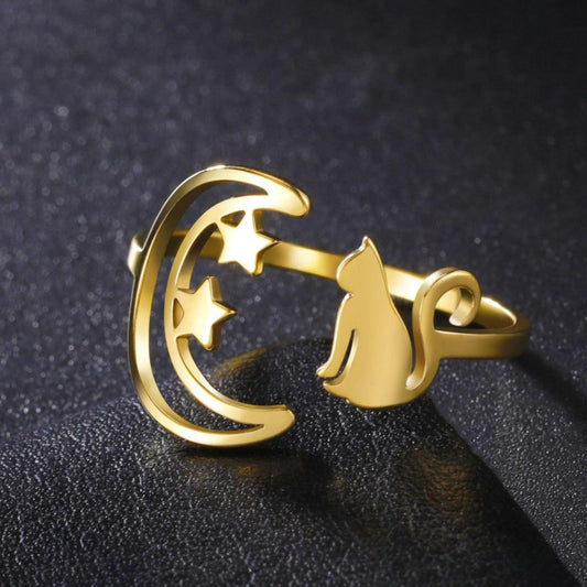 Crescent Moon Cat Witchy Ring