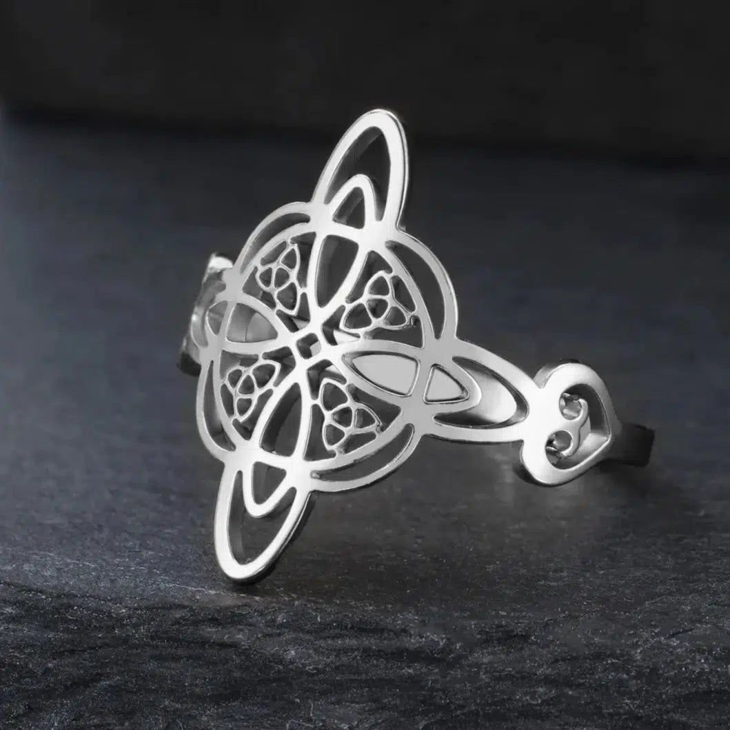 Witch Knot Triquetra Ring Witchcraft Celtics Knot Ring Amulet Jewelry-MoonChildWorld