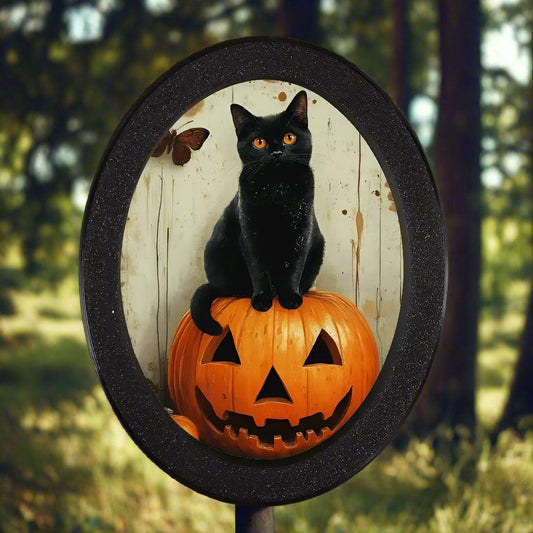 Black Cat & Pumpkin Spooky Wooden Oval Frame - Gothic Oval Wall Art - Halloween Wall Decoration