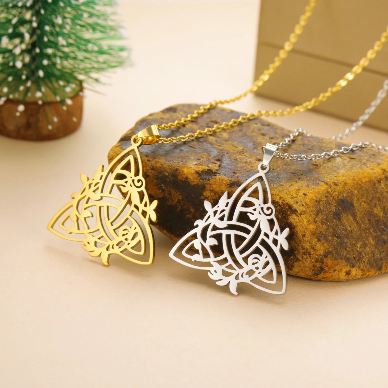 Celtic Trinity Knot Necklace Wicca Triquetra Necklace Witchcraft Jewelry-MoonChildWorld