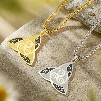 Triple Spiral Triskele Necklace Triquetra Celtic Knot Symbol Witchcraft Necklace Pagan Jewelry