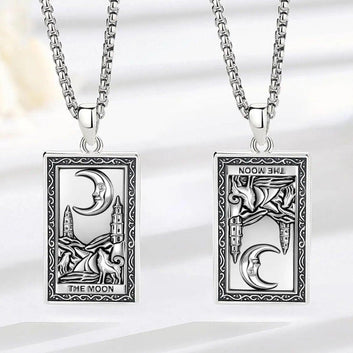 The Moon Tarot Cards Necklace Major Arcana Divination Pendant Witch Jewelry