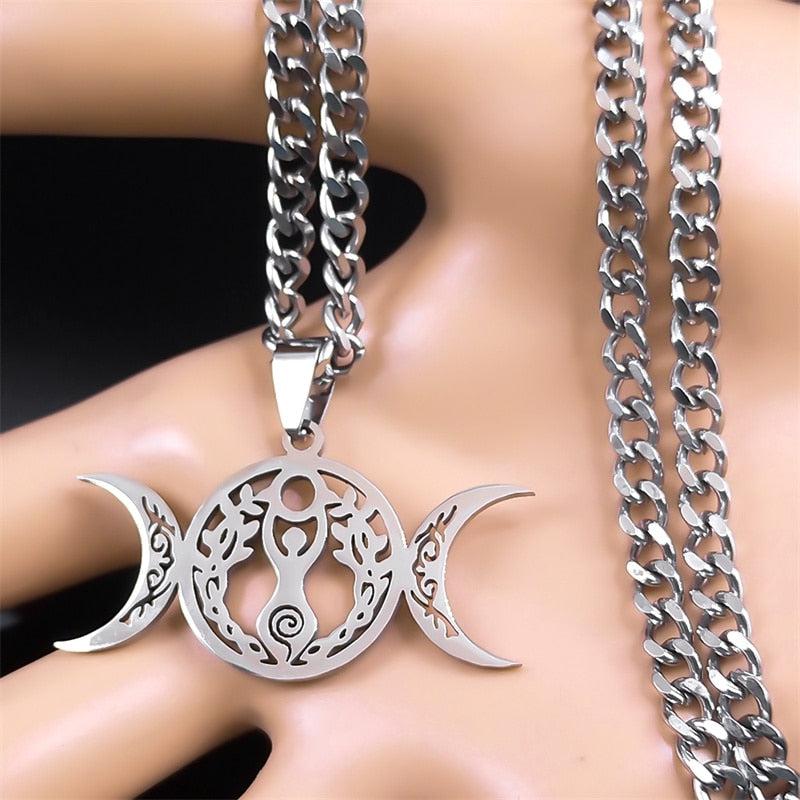Luxurious 50cm stainless steel Wicca Triple Moon Goddess Necklace, rustproof and allergy-free.