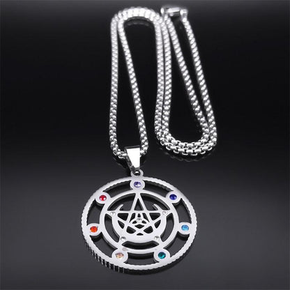 Exquisite Witch Moon Pentacle Necklace: 50cm stainless steel with 7 vibrant Chakra stones. Rust-proof & allergy-free.
