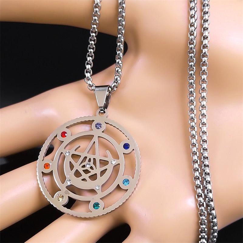 Exquisite Witch Moon Pentacle Necklace: 50cm stainless steel with 7 Chakras, rust-proof, allergy-free, durable.
