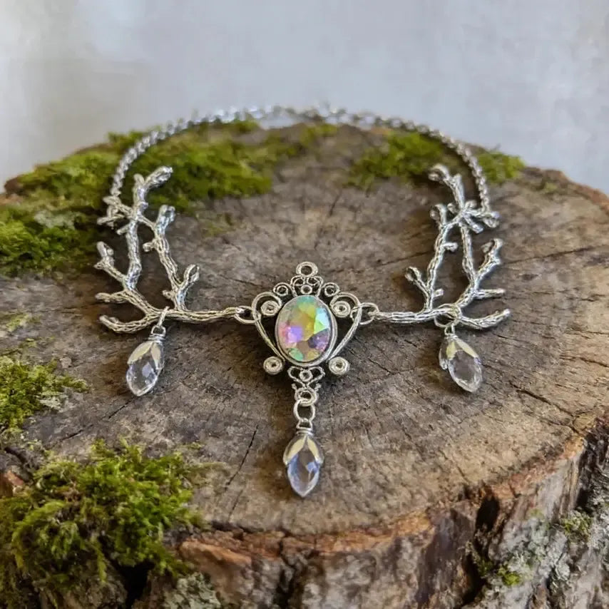 Woodland twig choker necklace worn – hedge witch nature magic Wiccan talisman