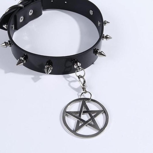 Wicca pentagram choker necklace