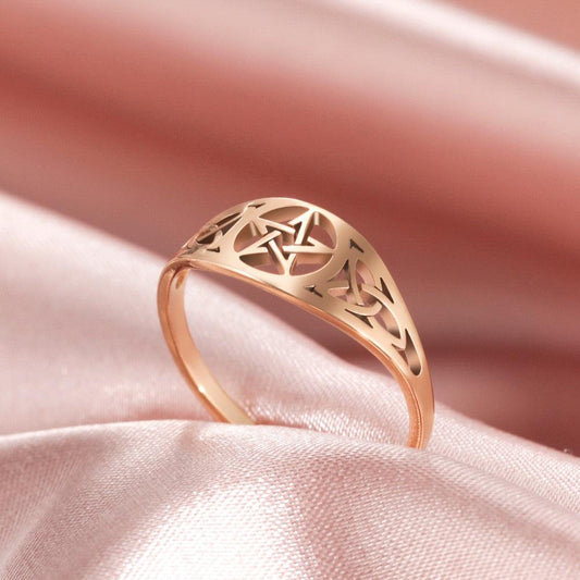 Wicca Pentagram Celtics Knot Ring-MoonChildWorld