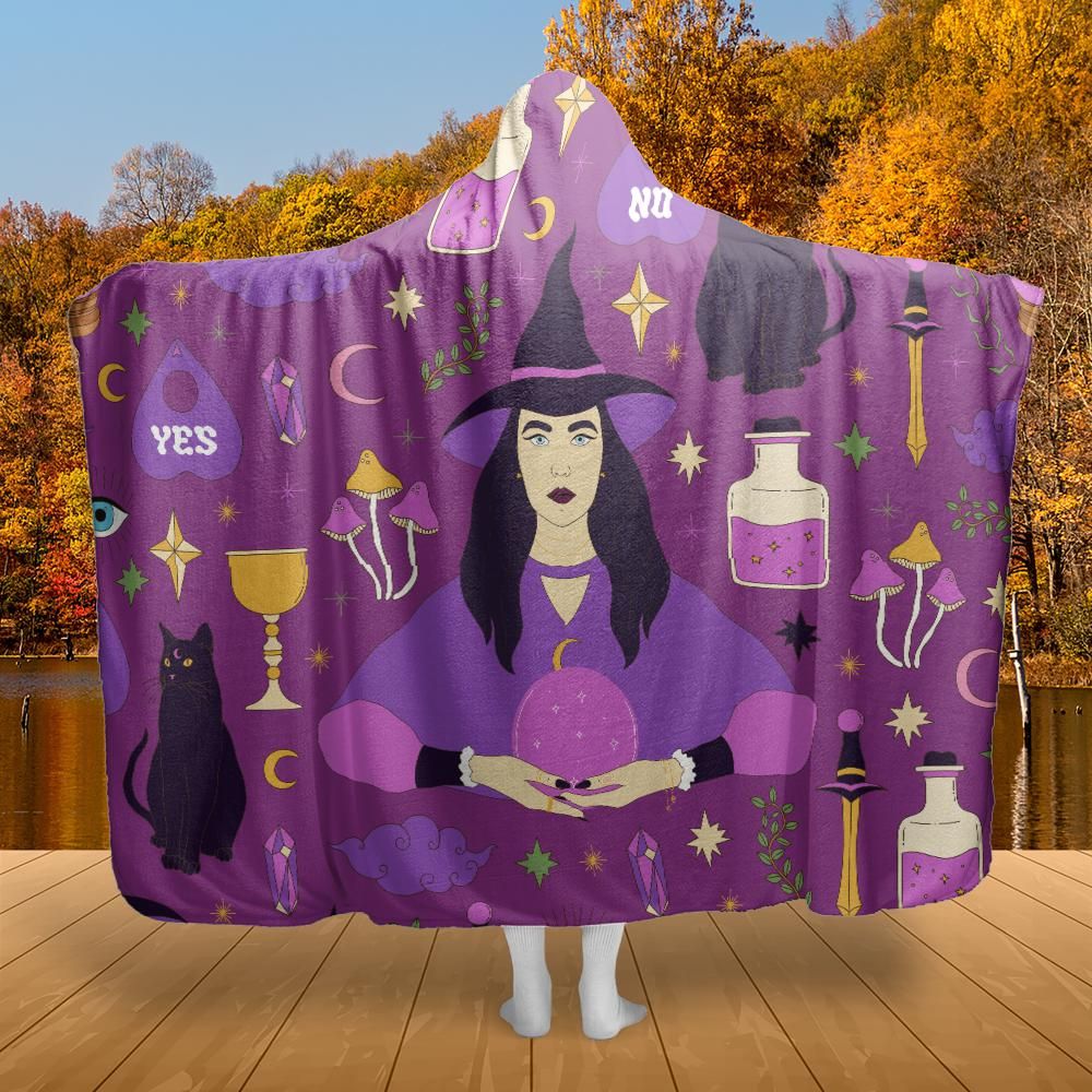 Sun retailer Witch Hooded Blanket